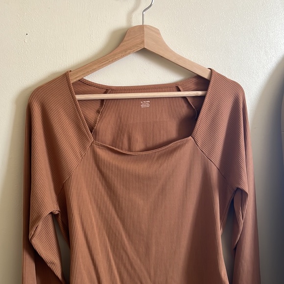 American Eagle Long Sleeve Square Neck Ribbed Bodysuit - Picture 3 of 6